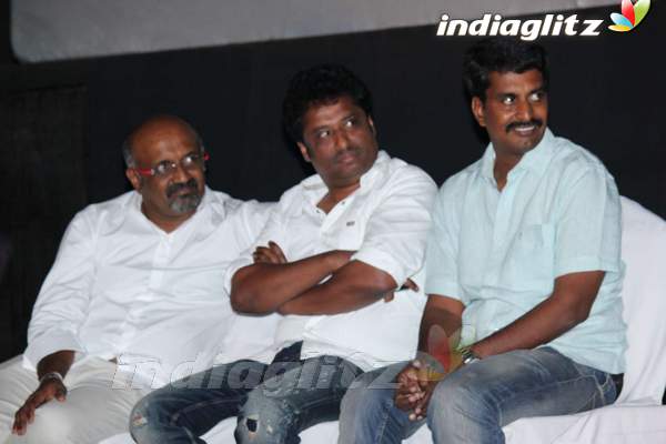 Vijay - Puneet Unveil 'Mugamoodi' Audio